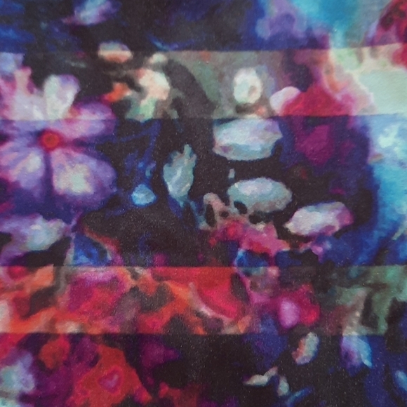 Athleta extra small Floral Fade Sonar crop legging - Picture 4 of 10